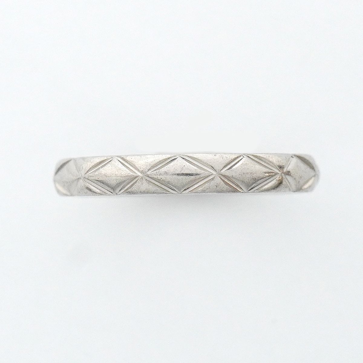 Chanel Ring Quilted Platinum — view 2