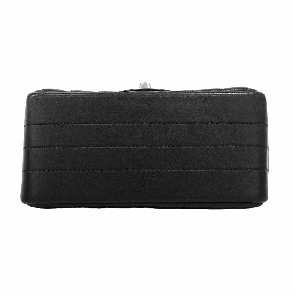 Chanel Shoulder Bag Chevron Lambskin Black Silver — view 3