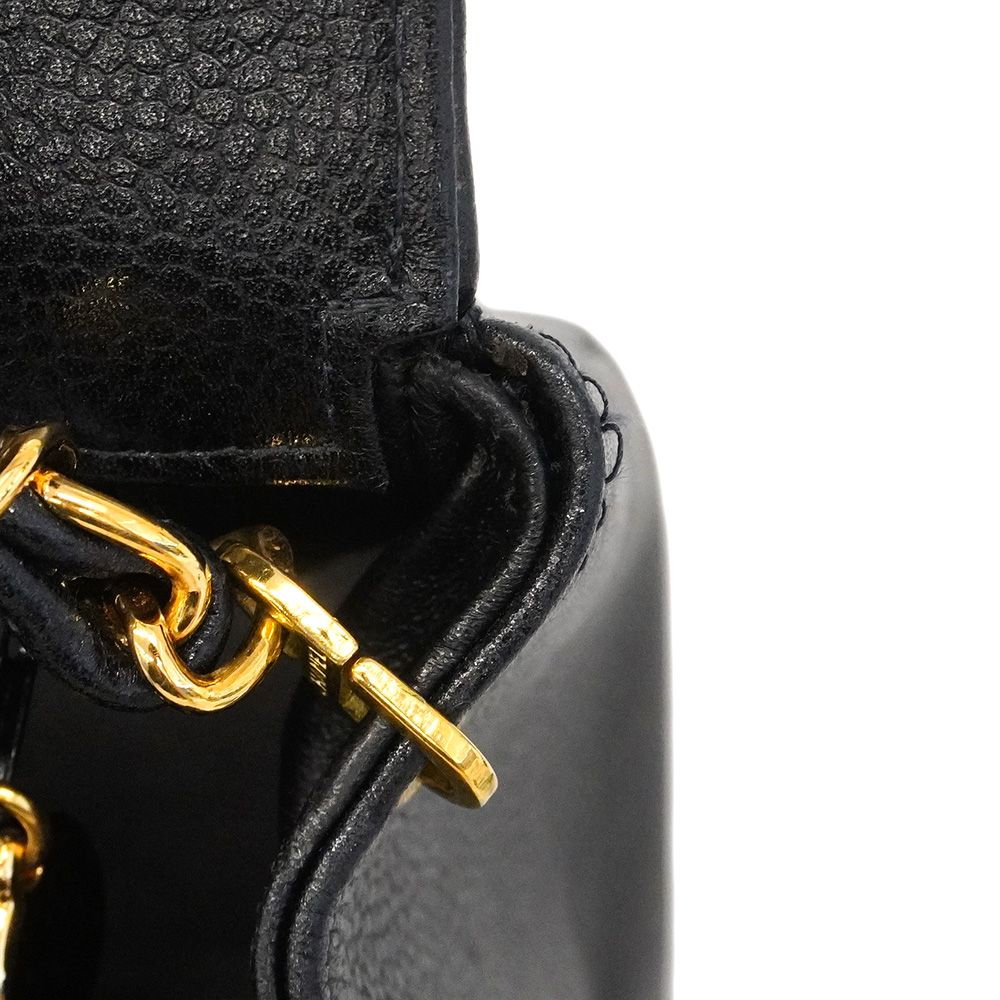 Chanel Shoulder Bag Diana Caviar Leather Black Gold — view 7