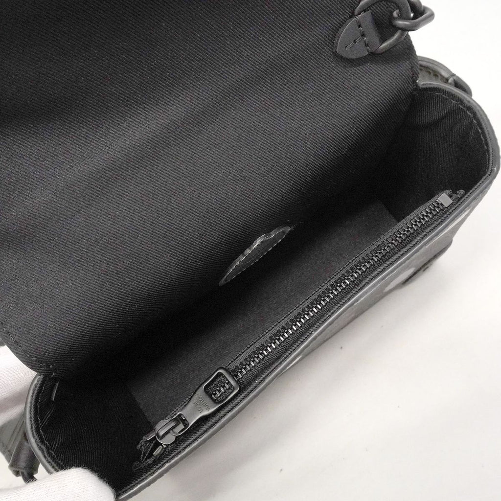 Louis Vuitton Shoulder Bag Monogram Eclipse LV YK Steamer Wearable Wallet Black — view 4