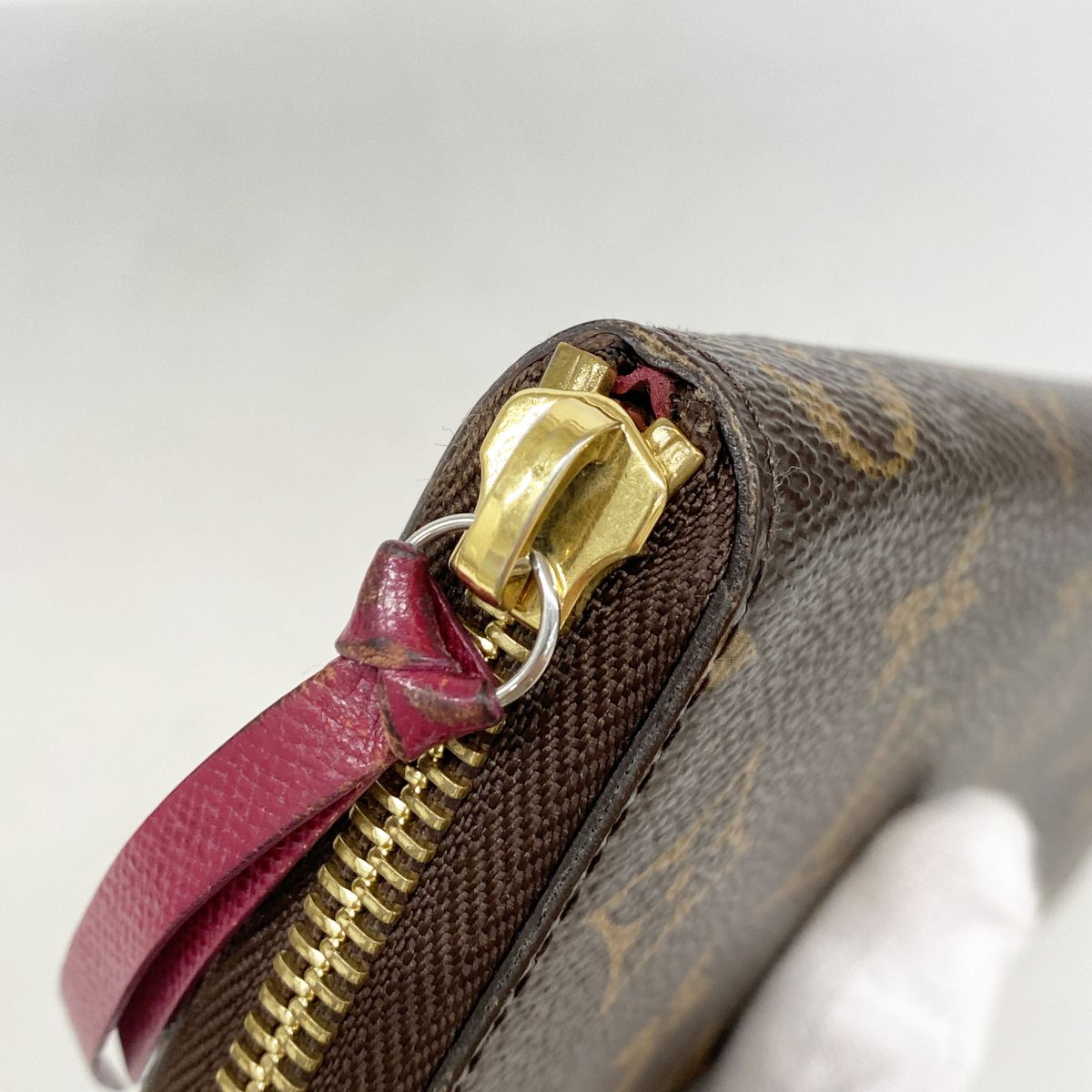 Louis Vuitton Wallet Monogram Portefeuille Clemence Fuchsia — view 5