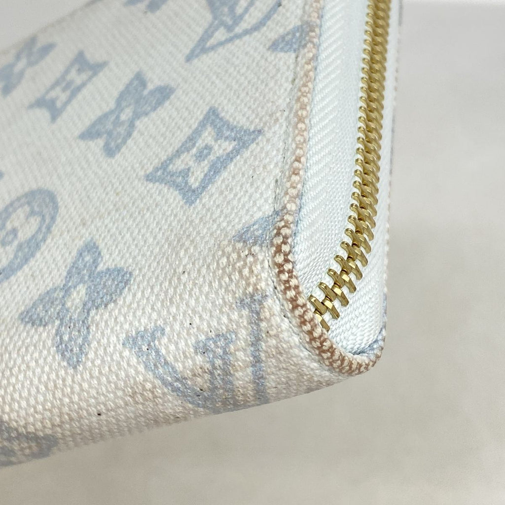 Louis Vuitton Wallet Monogram Zippy Blue Courier — view 5