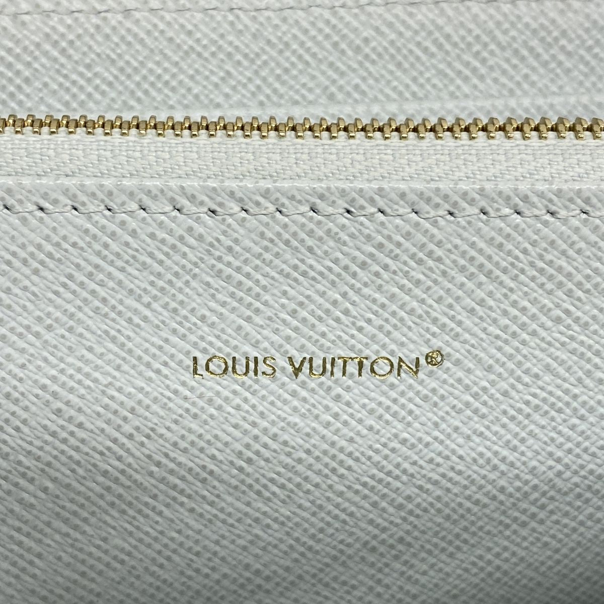 Louis Vuitton Wallet Monogram Zippy Blue Courier — view 4