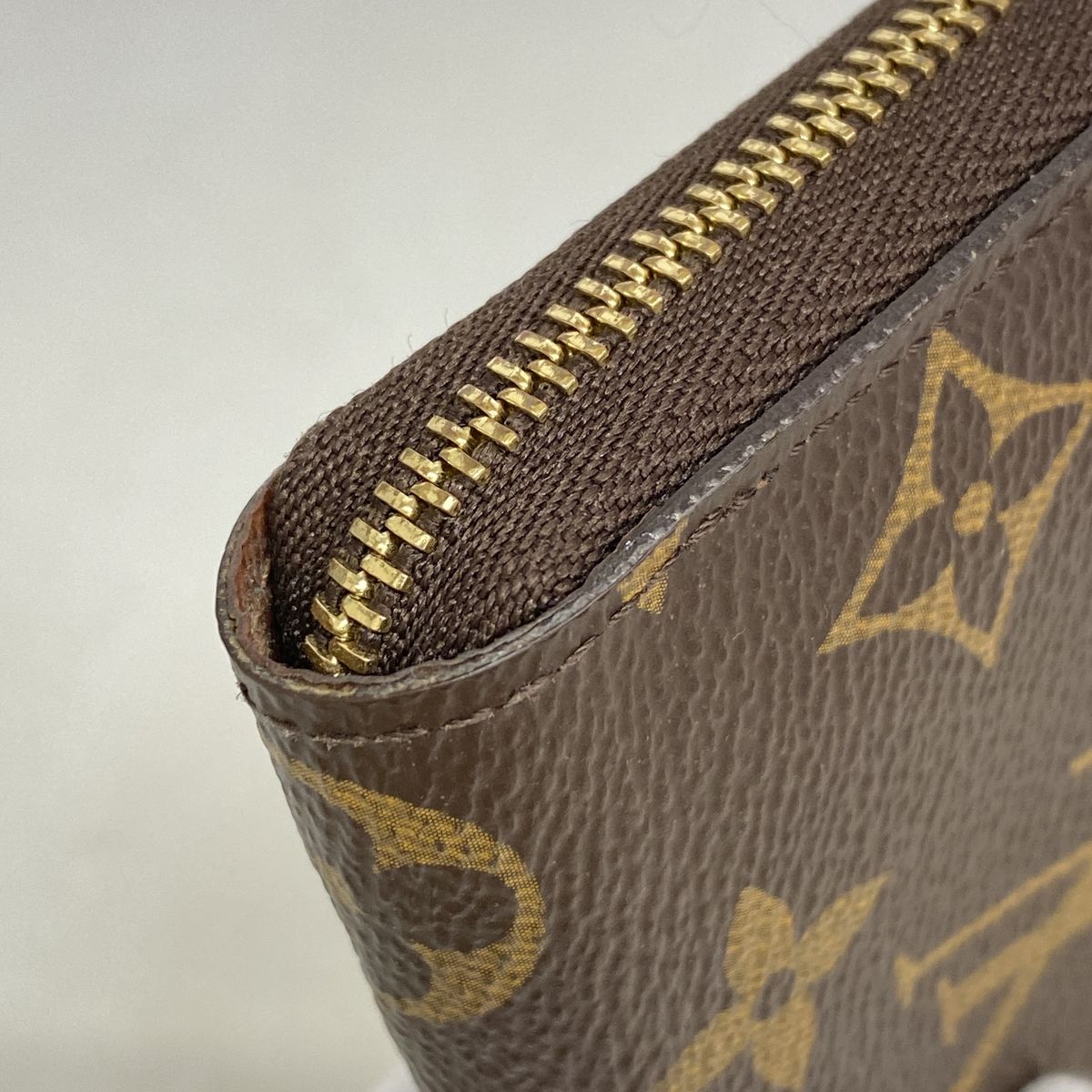 Louis Vuitton Coin Purse Monogram Zippy Brown — view 5
