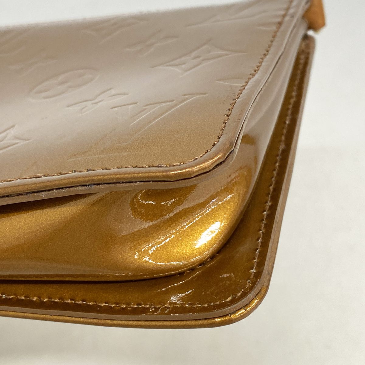 Louis Vuitton Pouch Vernis Lexington Blanc — view 6