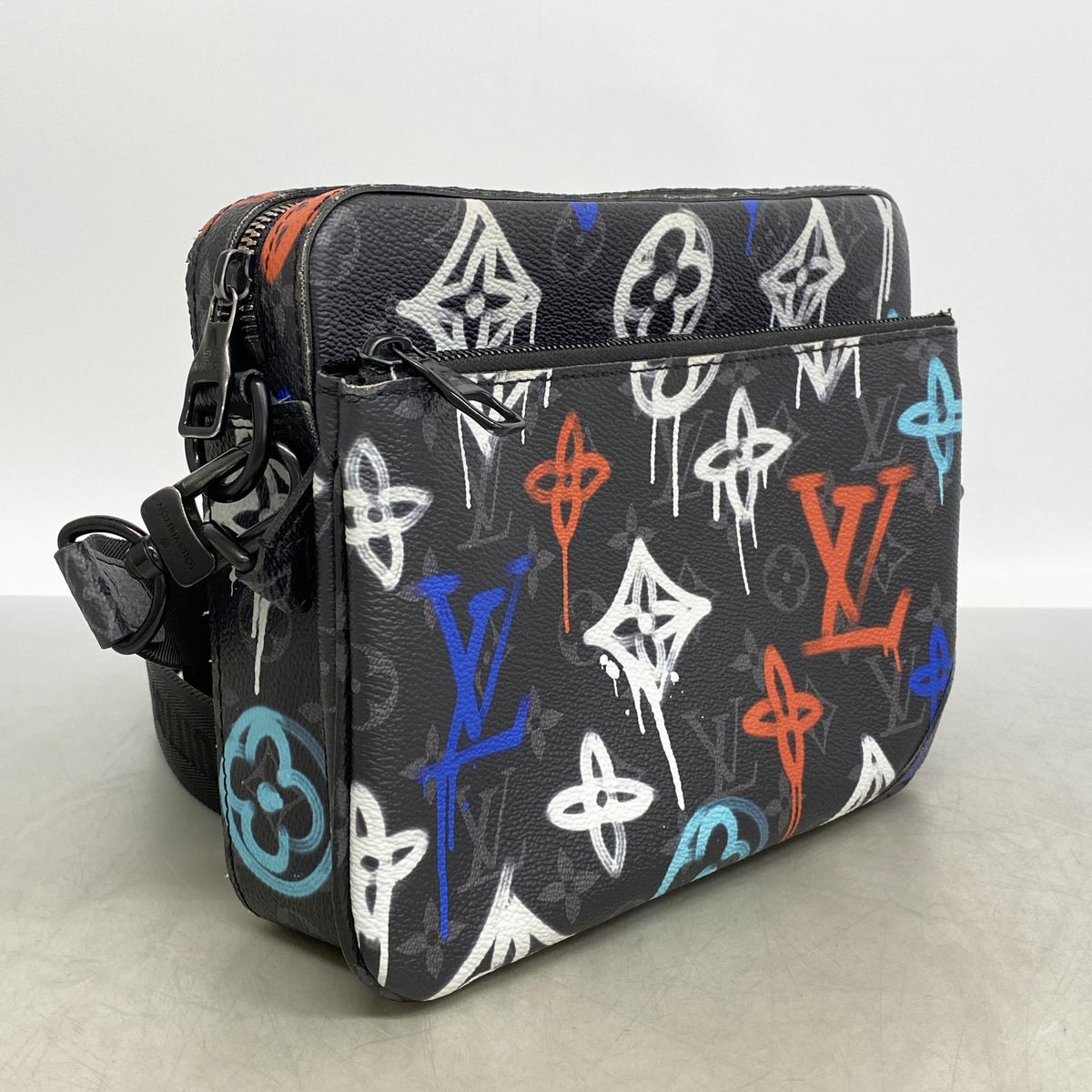Louis Vuitton Shoulder Bag Monogram Eclipse Trio Messenger Black — view 2