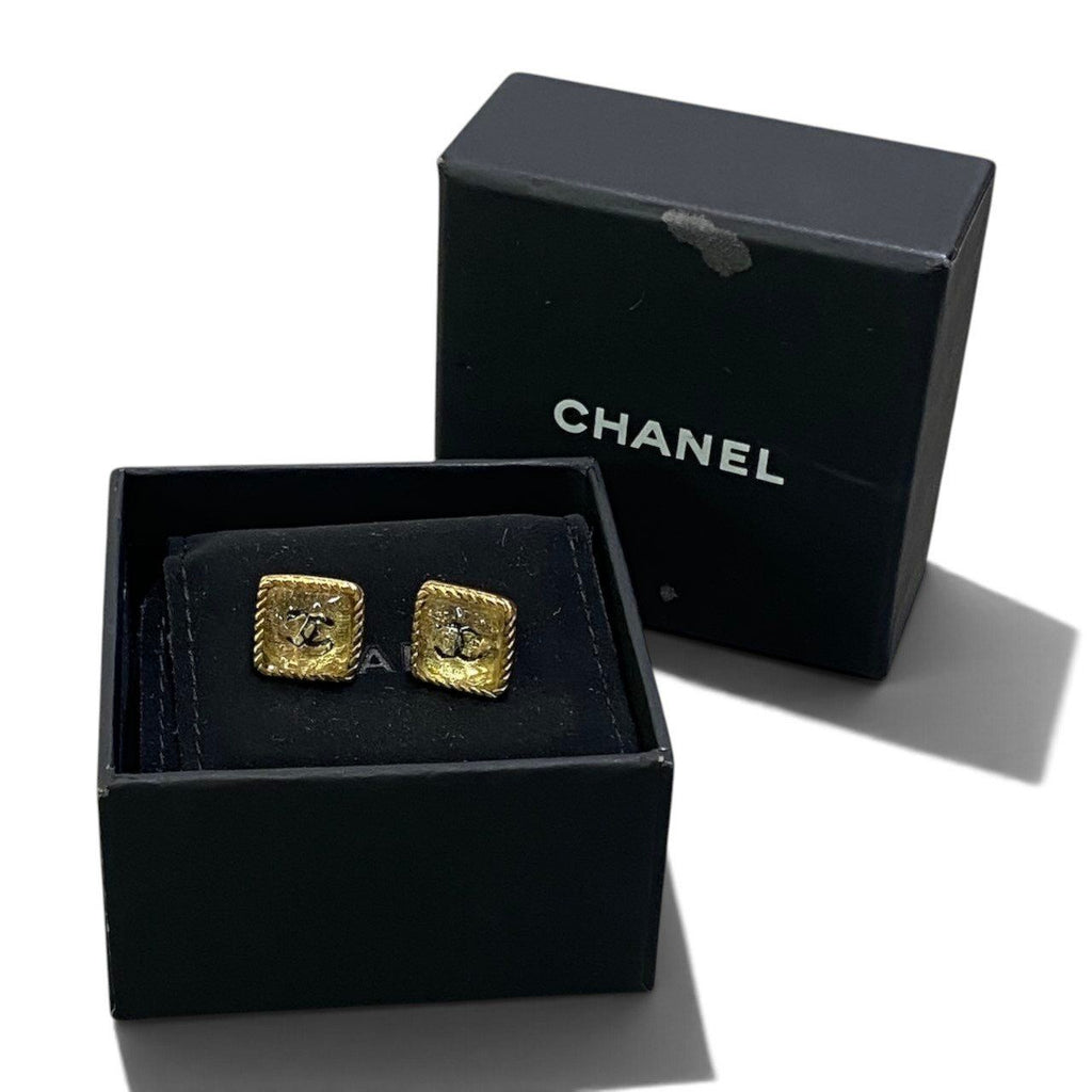 Chanel 2000 Cruise CC Logo Square Earrings Gold