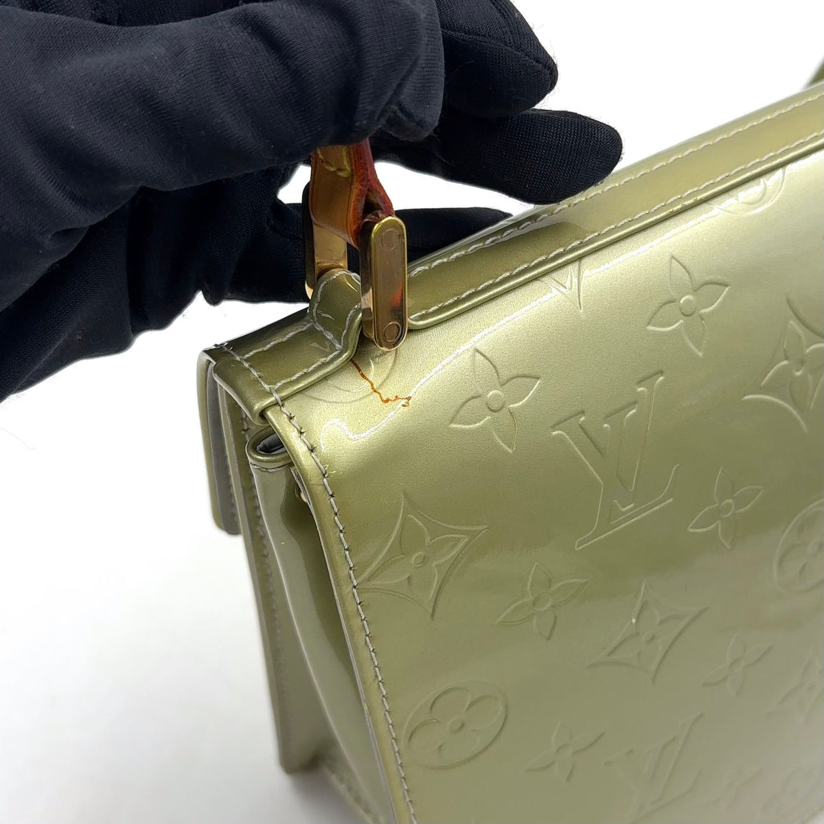Louis Vuitton Spring Street Monogram Vernis Gri Leather Enamel Light Green — view 5