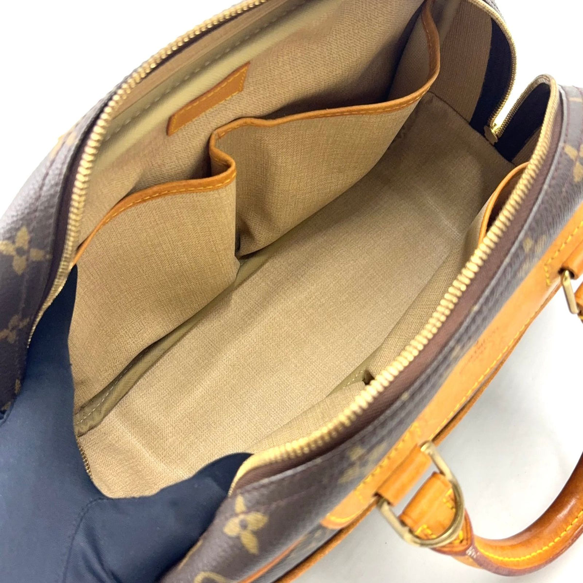 Louis Vuitton Monogram Leather Brown Light Handbag Gold — view 3