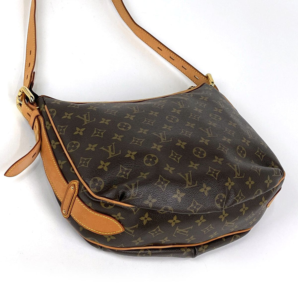 Louis Vuitton Tulum GM Shoulder Bag Monogram Brown — view 2