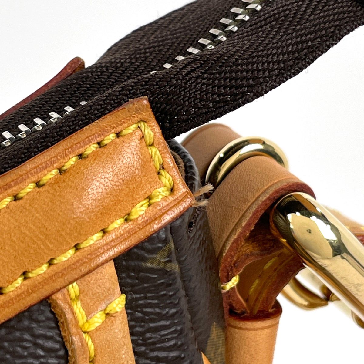 Louis Vuitton Tulum GM Shoulder Bag Monogram Brown — view 6