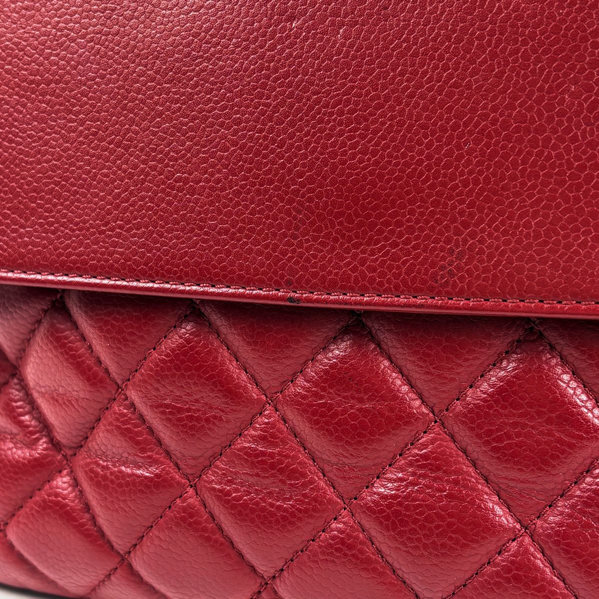 Chanel Shoulder Bag CC Logo Double Face Caviar Leather — view 4
