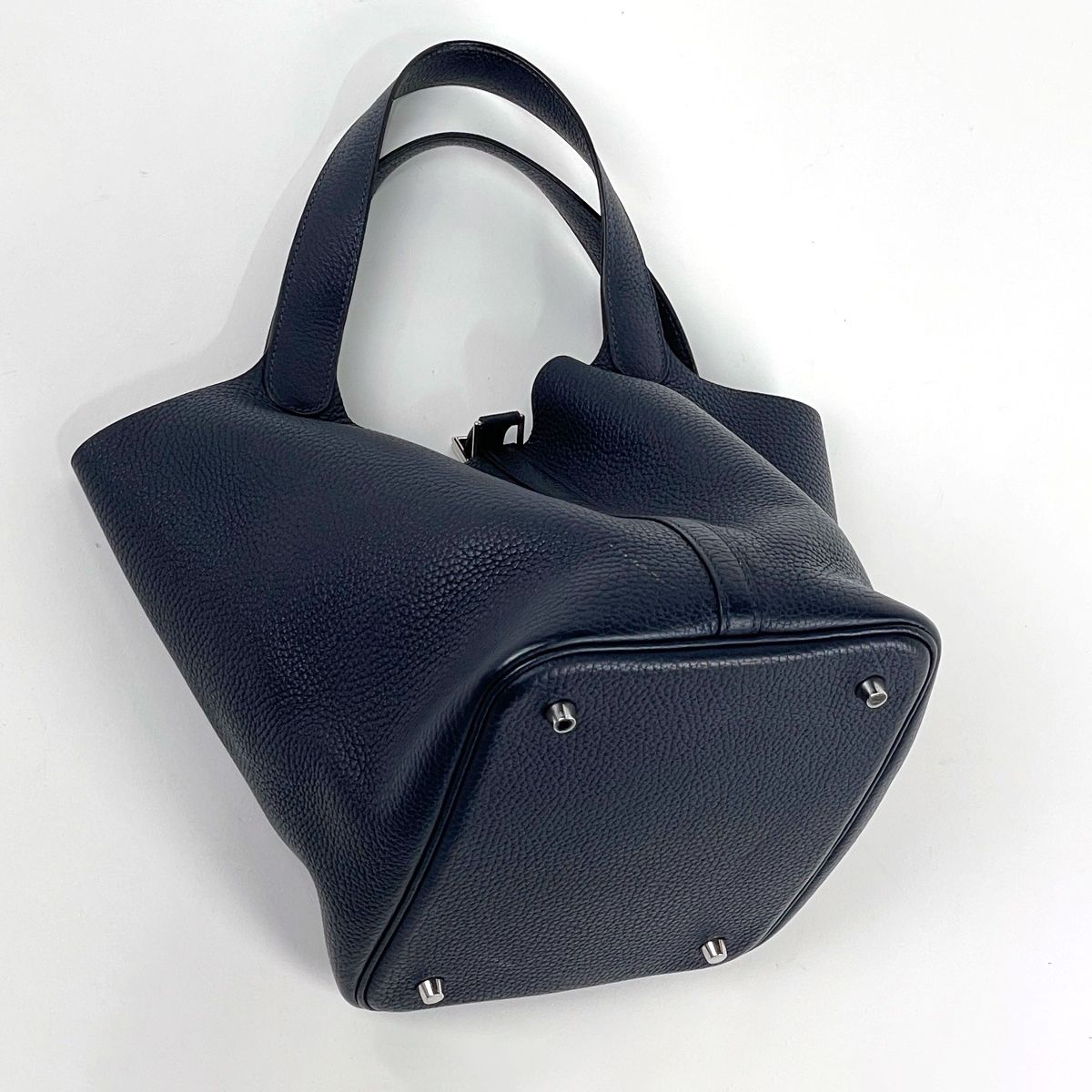 Hermes Picotin Lock MM Mini Bag Taurillon Clemence Bleu Nuit — view 2