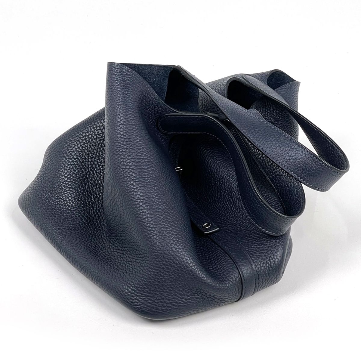 Hermes Picotin Lock MM Mini Bag Taurillon Clemence Bleu Nuit — view 5