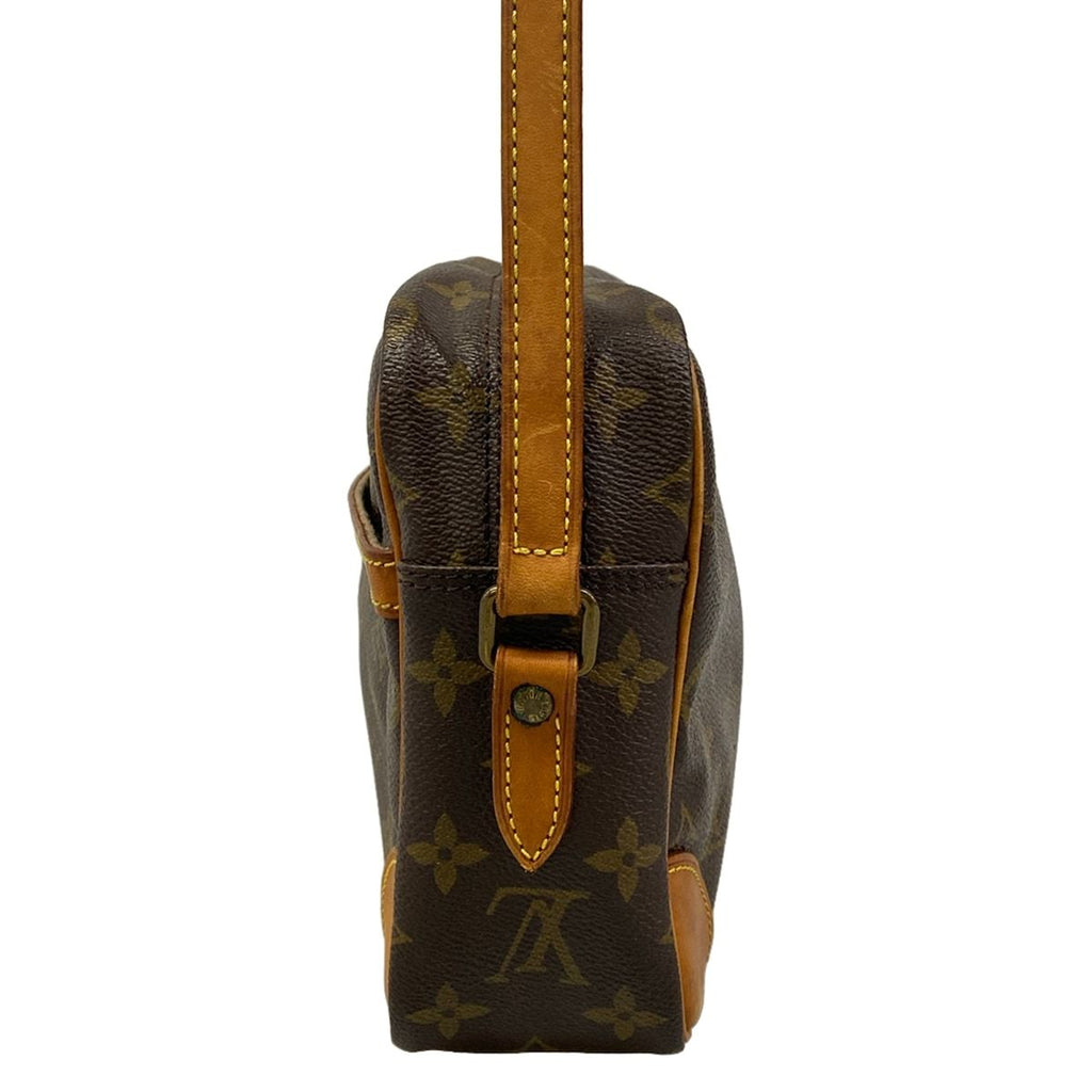 Louis Vuitton Shoulder Bag Monogram Trocadero 27 — view 4