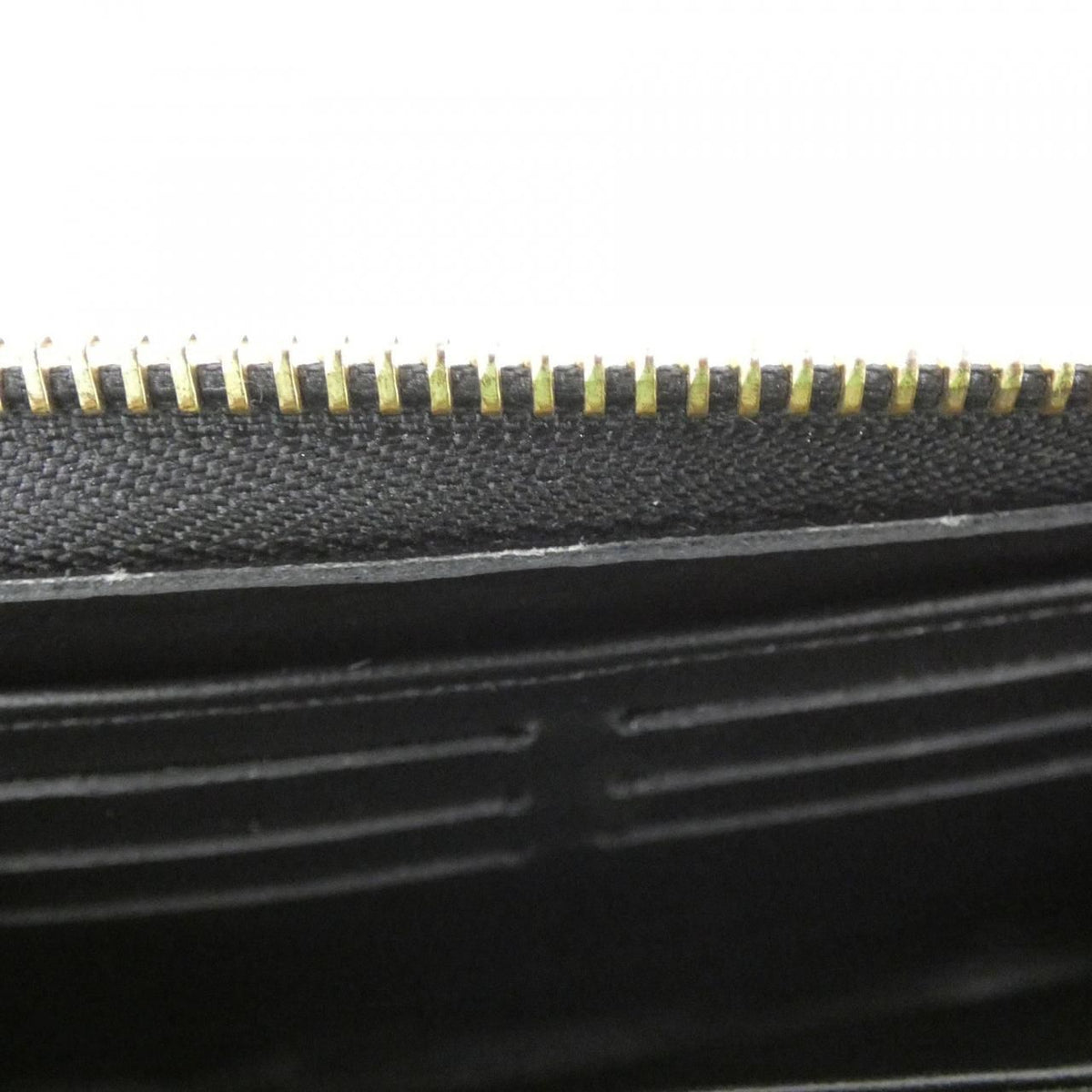 Louis Vuitton Cousin Zippy Wallet — view 7