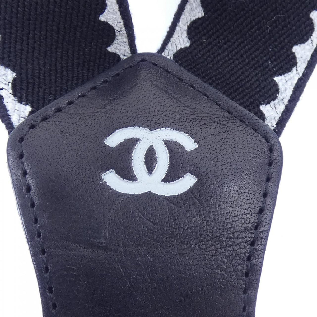 Chanel Vintage Suspenders Black — view 3