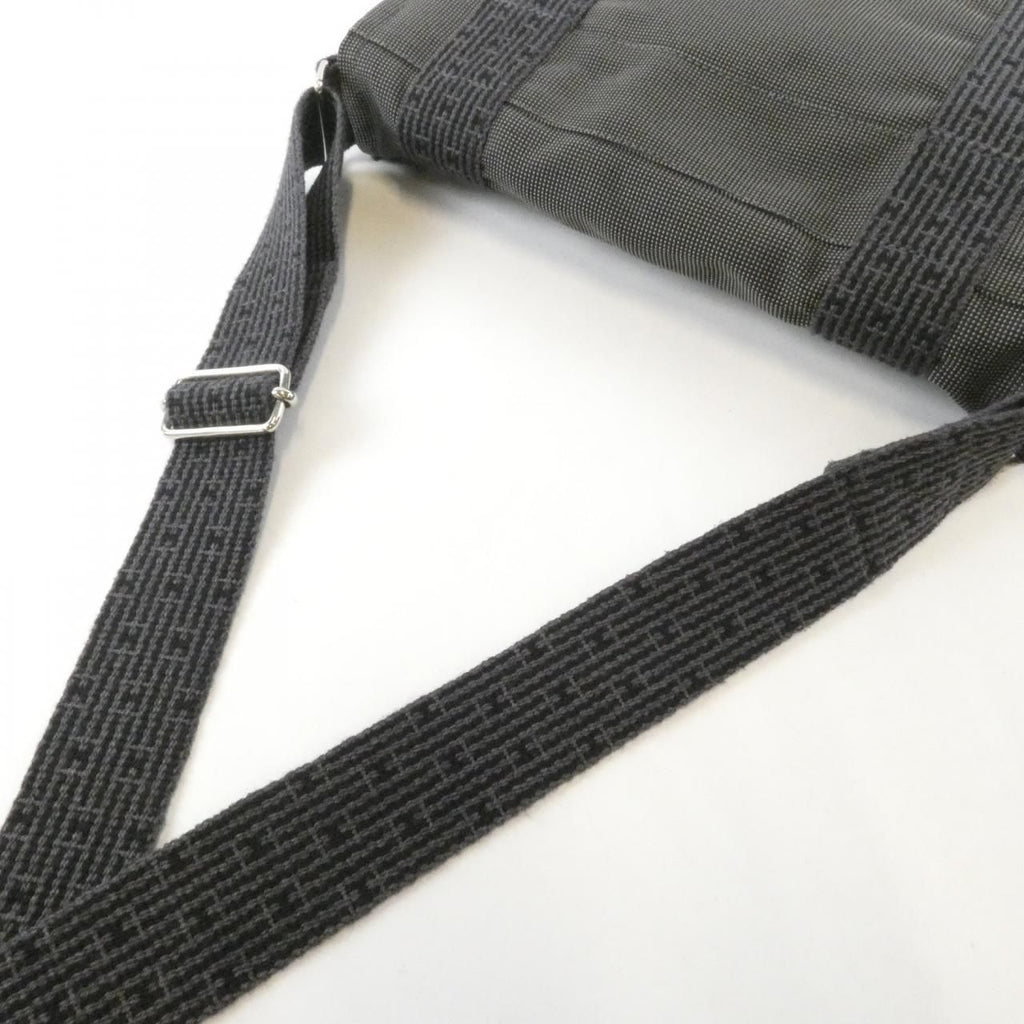 Hermes Herline Besace PM Shoulder Bag — view 5