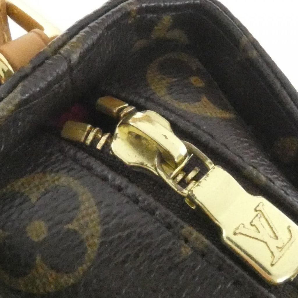 Louis Vuitton Monogram Viva-Cite MM Shoulder Bag — view 6