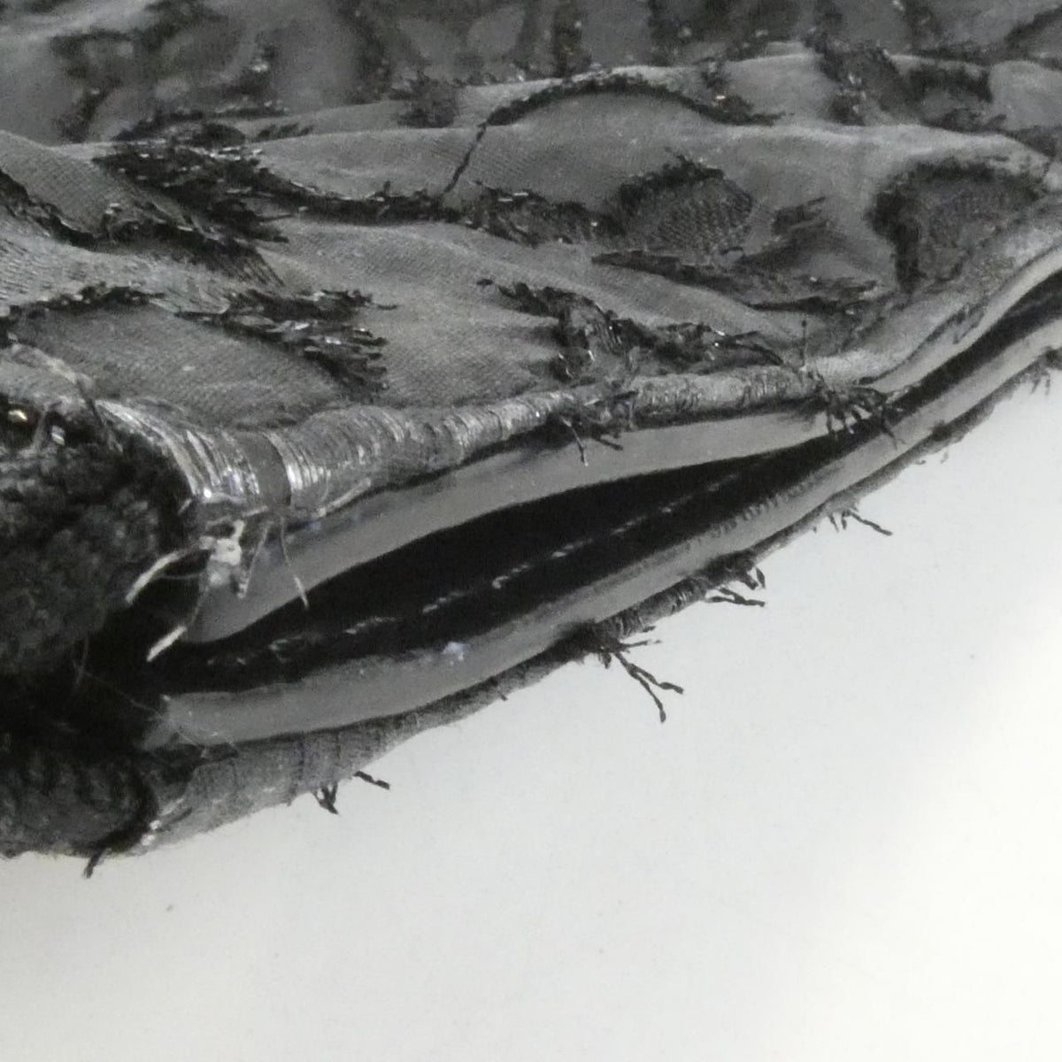 Louis Vuitton Pochette Flat Zip Bag — view 3