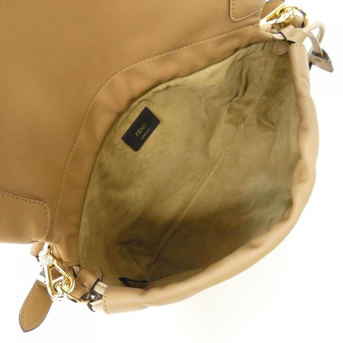 Fendi Mamma Baguette Medium Shoulder Bag — view 6