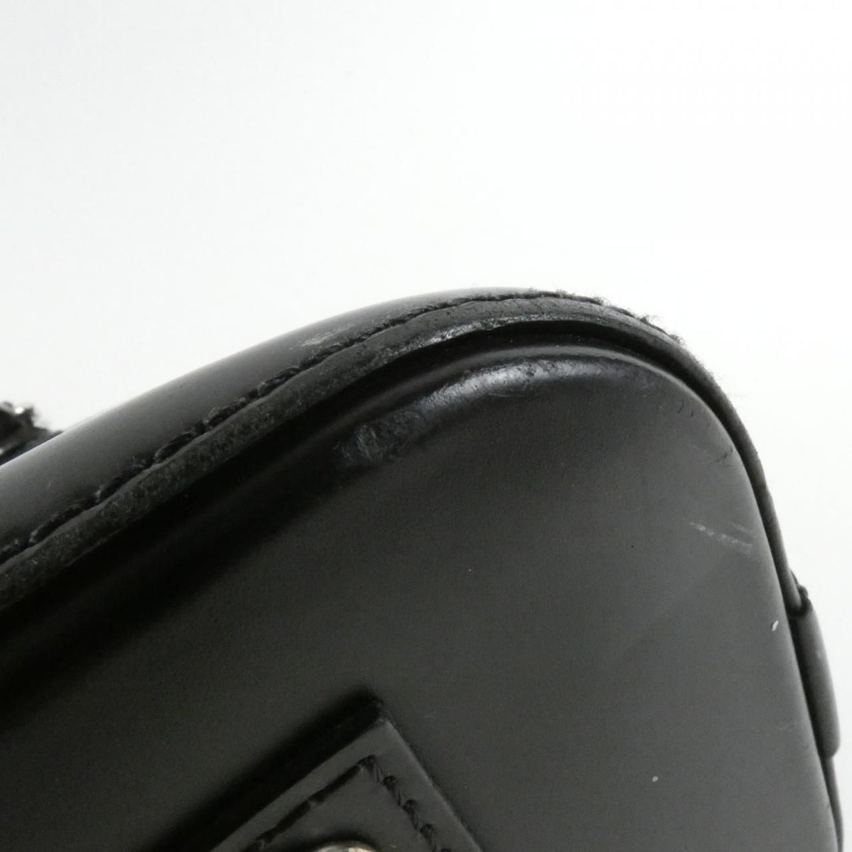 Louis Vuitton Epi Alma BB Bag — view 2