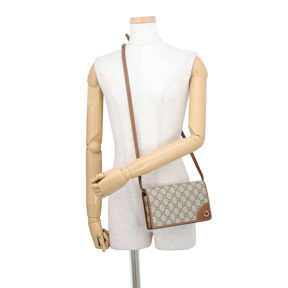 Gucci Wallet on Chain GG Emblem Supreme Leather Shoulder Bag — view 4