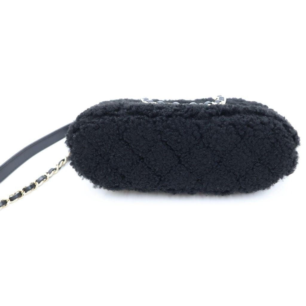 Chanel CC Logo Fleece 2-Way Shoulder Bag Black Leather Gold — view 4