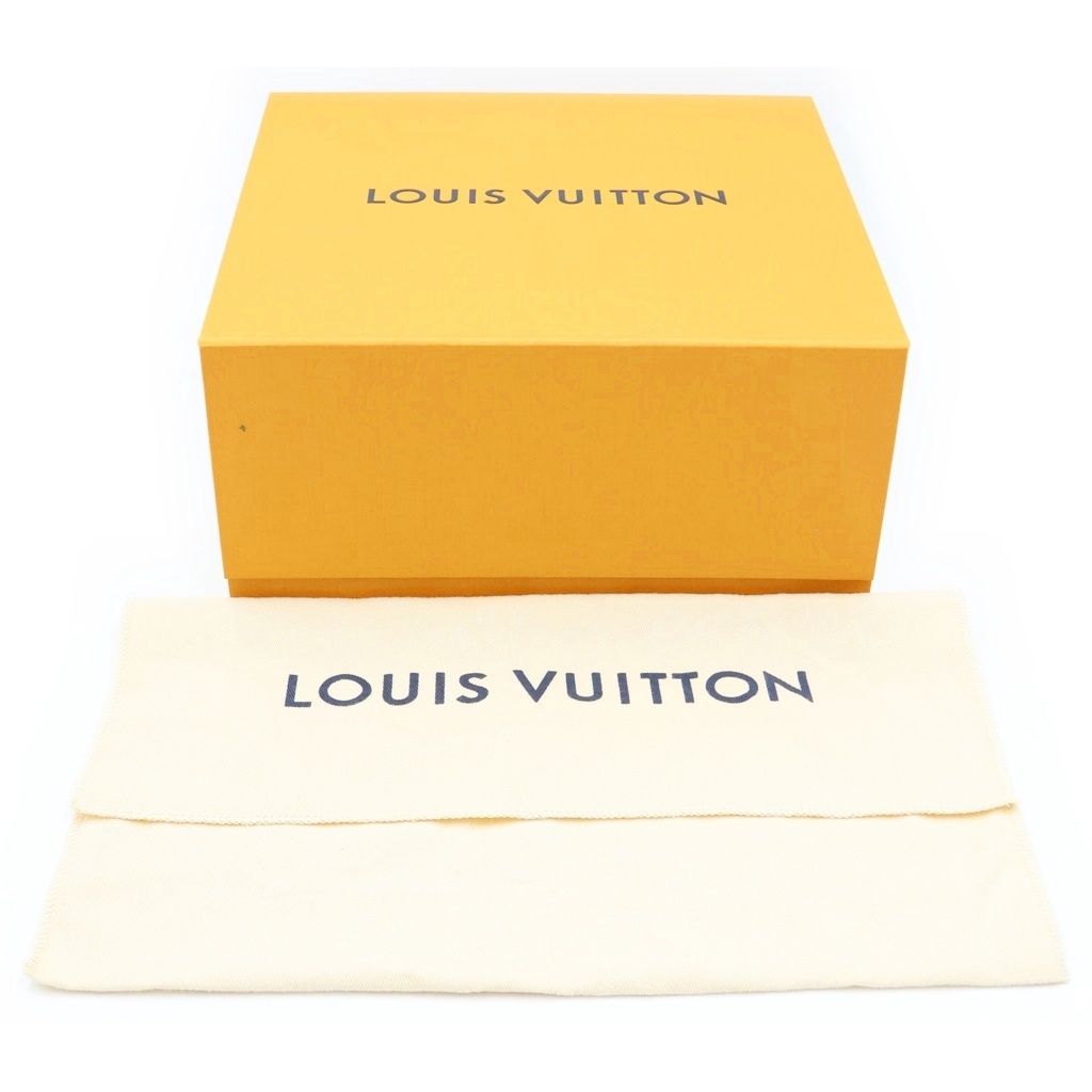 Louis Vuitton Christopher XS Belt Bag White — view 8