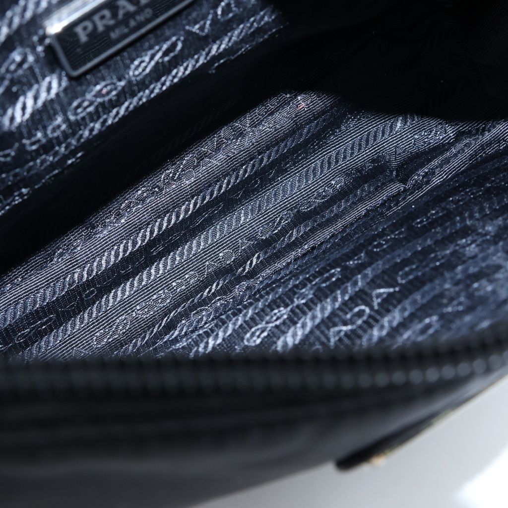 Prada Re Edition 2000 Shoulder Handbag Nylon Black — view 7