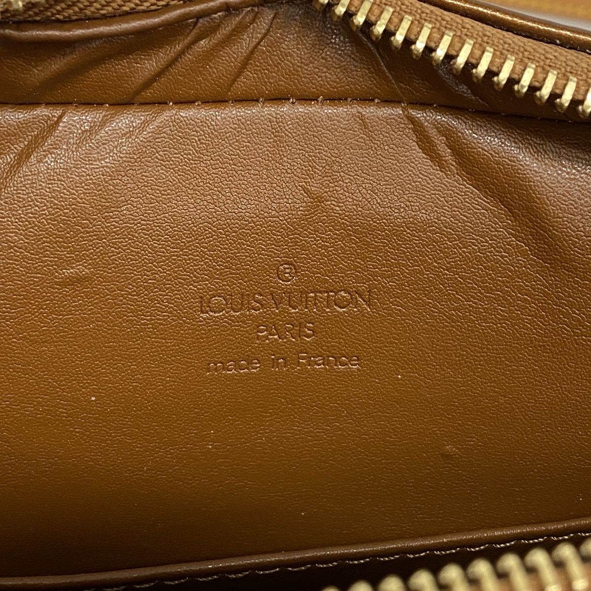 Louis Vuitton Shoulder Bag Vernis Christie MM Blanc — view 5