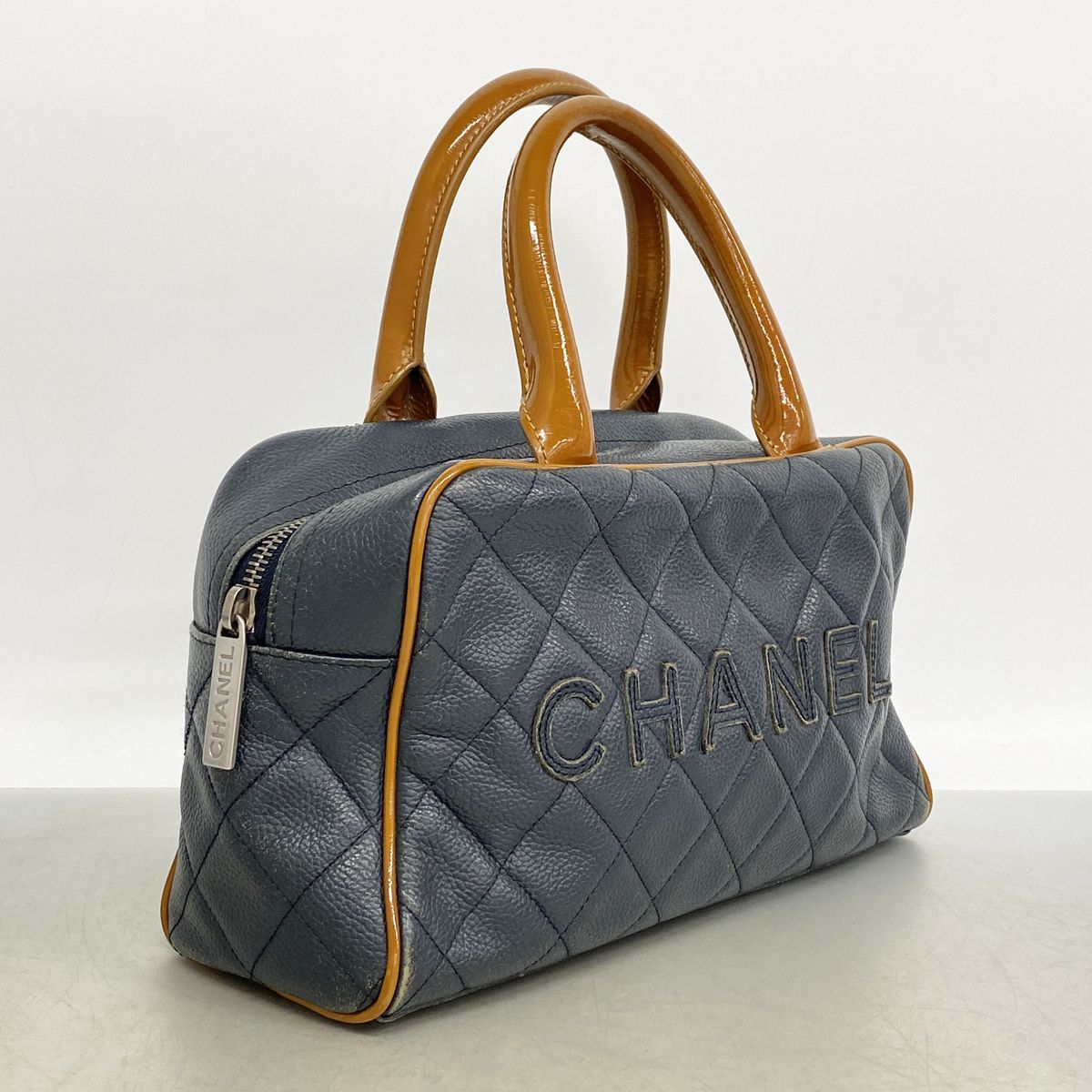 Chanel Handbag Quilted Patent Leather Navy Silver — view 2
