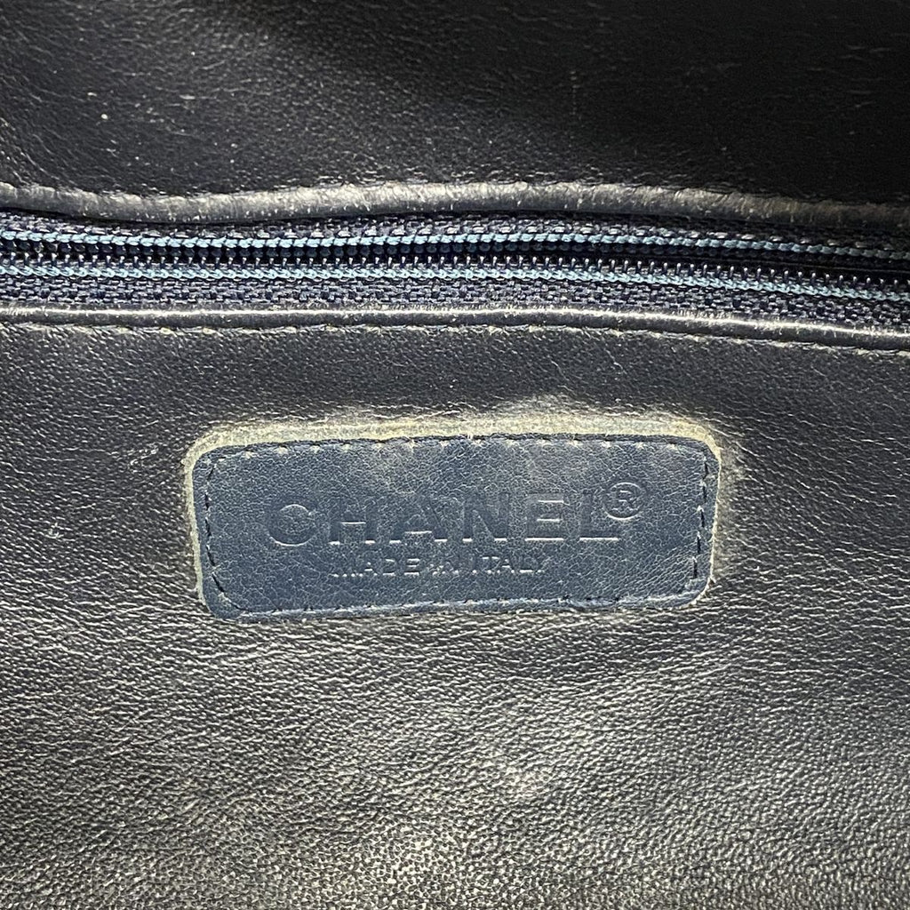 Chanel Handbag Quilted Patent Leather Navy Silver — view 5