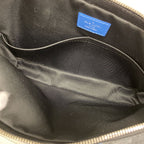 Louis Vuitton Shoulder Bag Damier Graphite Giant Alpha Messenger Blue Black — view 4
