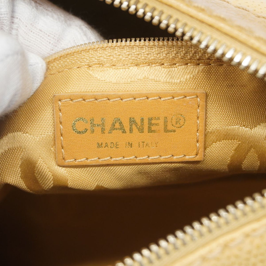 Chanel Handbag Caviar Leather Beige Gold — view 5