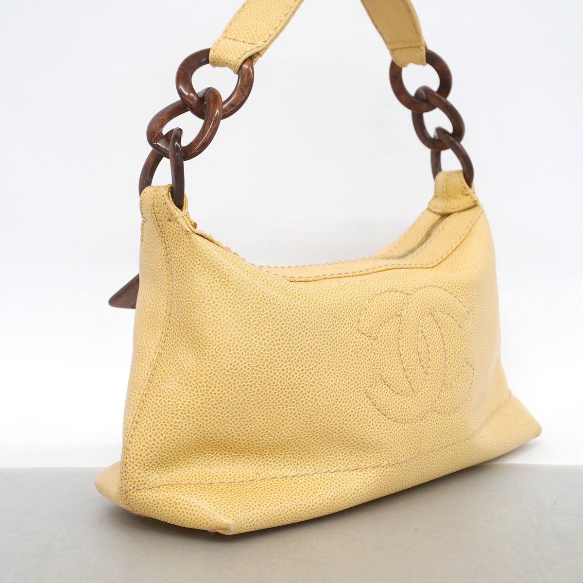Chanel Handbag Caviar Leather Beige Gold — view 2