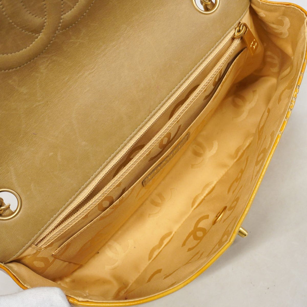 Chanel Shoulder Bag Perforated Patent Leather Yellow Gold — view 4