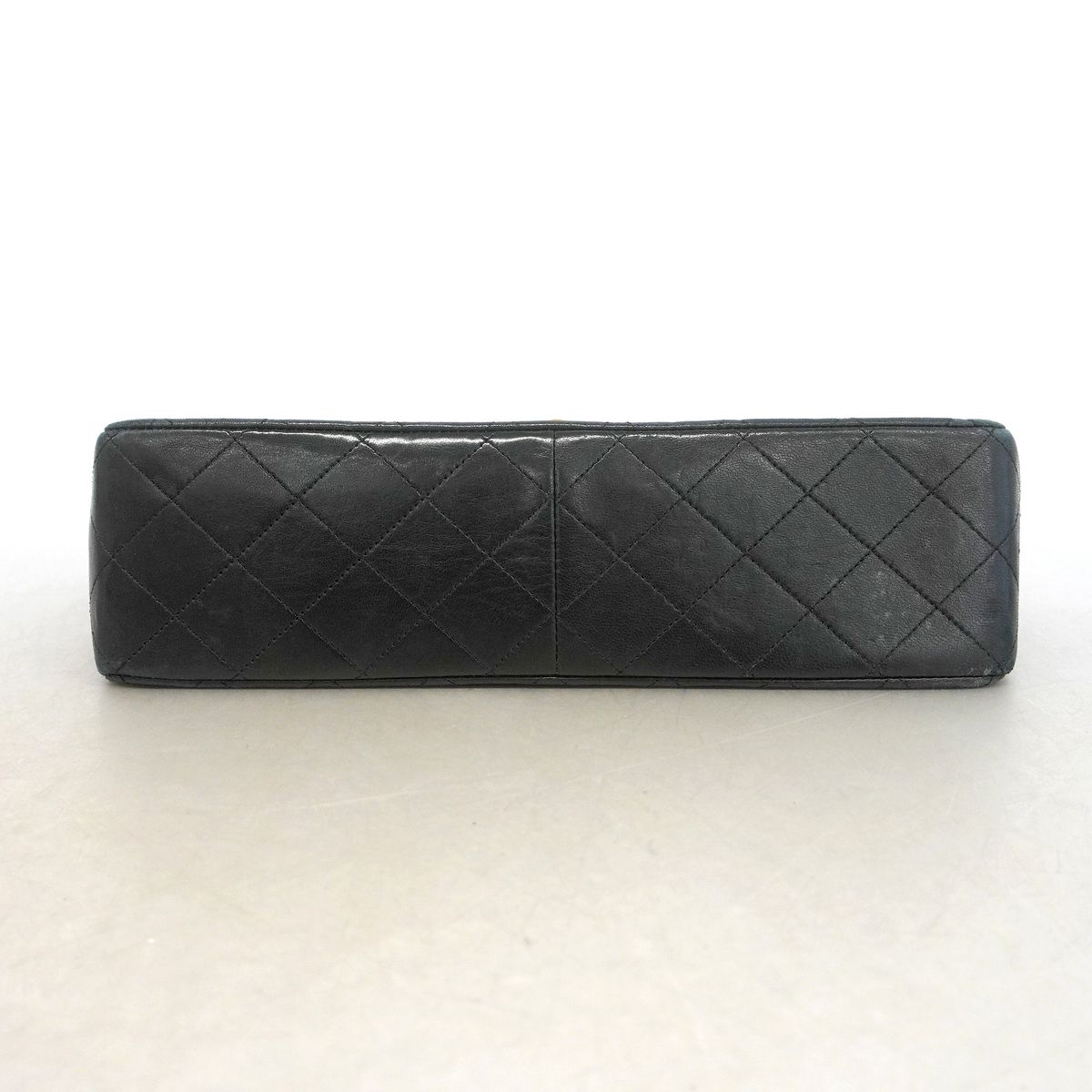 Chanel Shoulder Bag Quilted Lambskin Black Gold — view 3