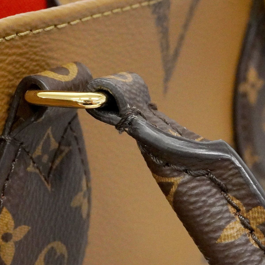 Louis Vuitton Tote Monogram Giant Reverse on the Go MM Brown 2-Way — view 8