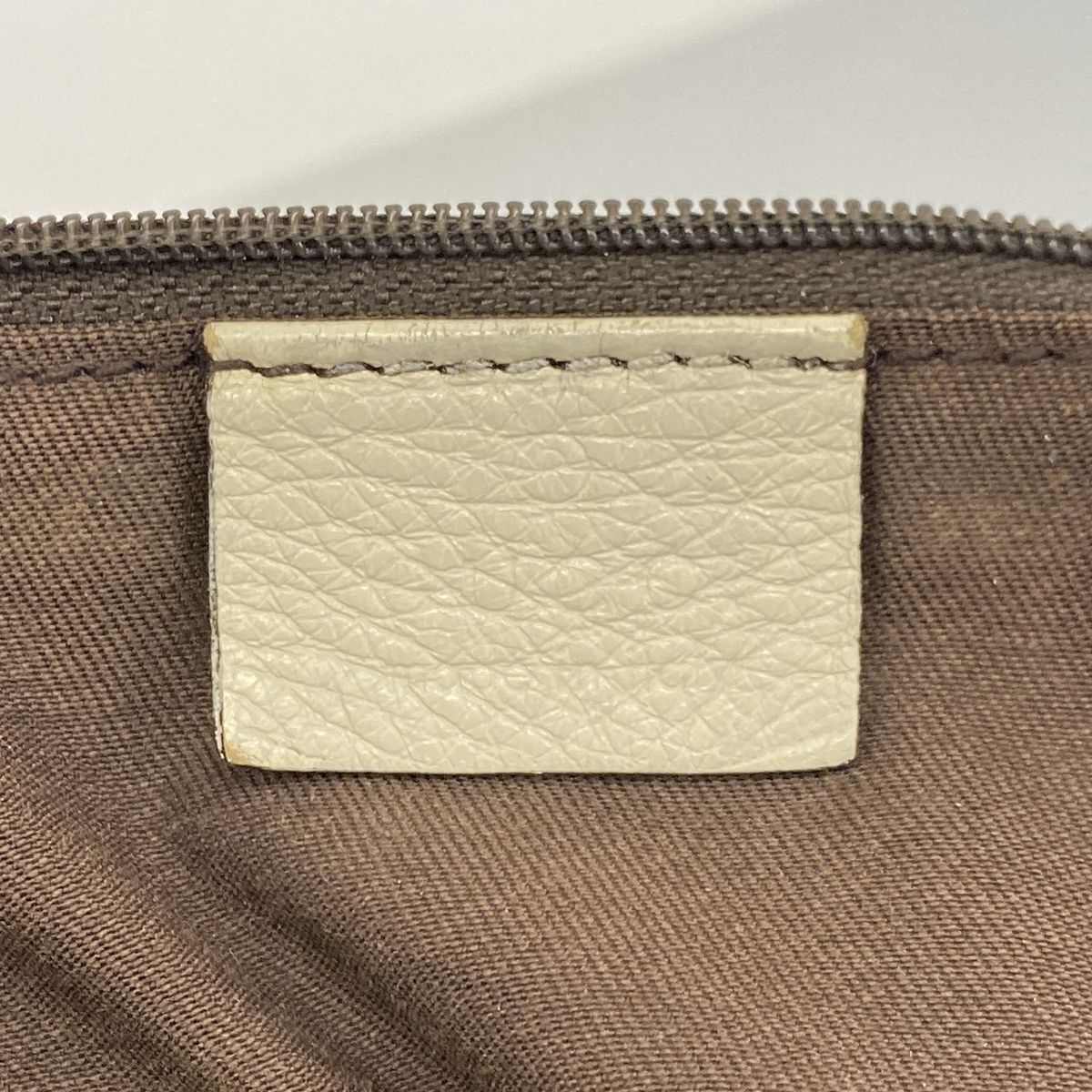 Gucci Tote GG Canvas Sukey Beige Gold — view 5