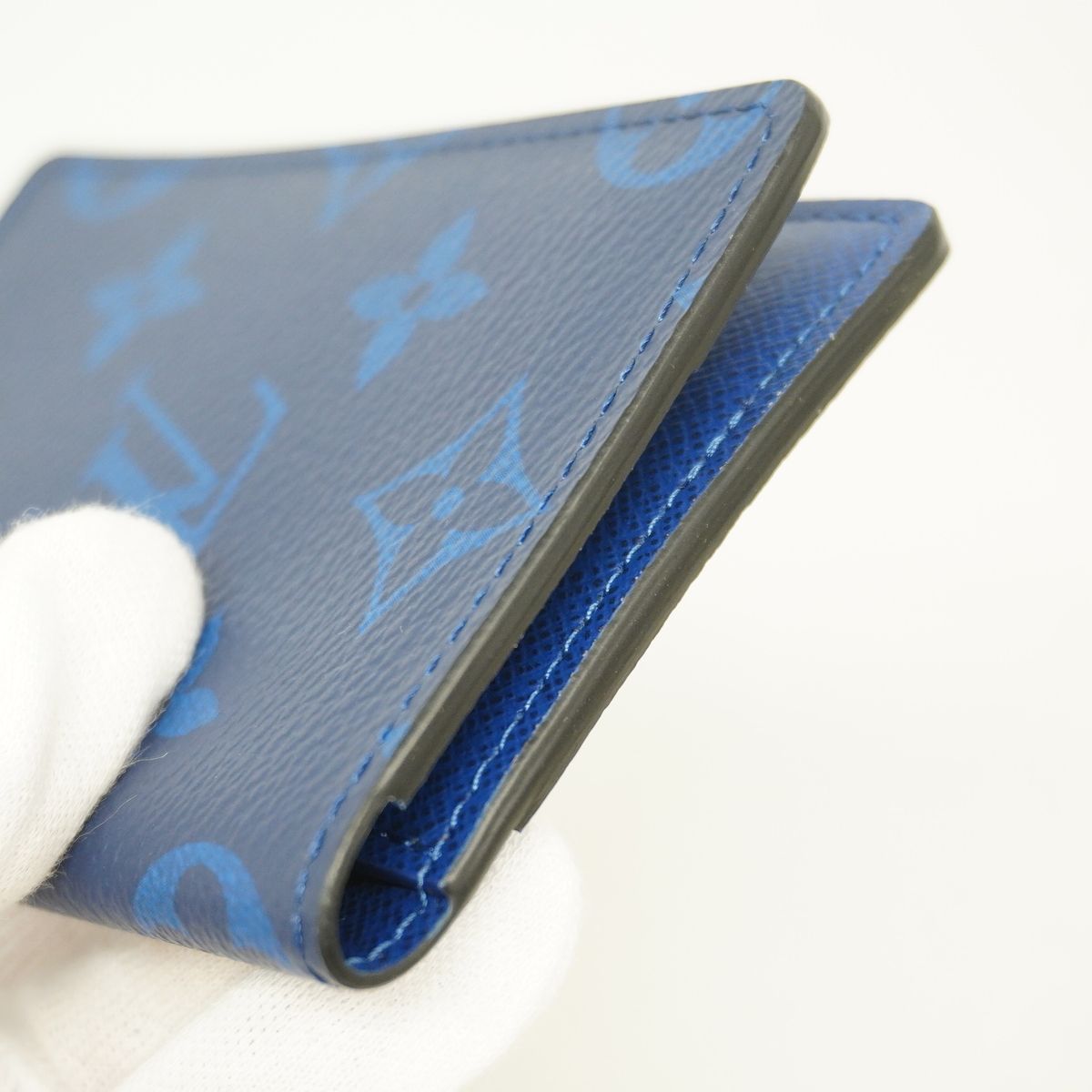 Louis Vuitton Card Case Taigarama Pocket Organizer Cobalt — view 5