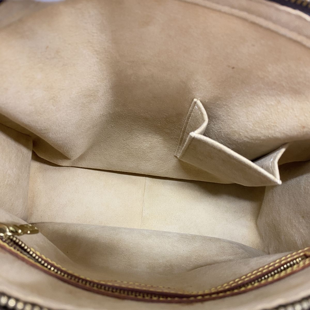 Louis Vuitton Shoulder Bag Monogram Looping GM Brown — view 4