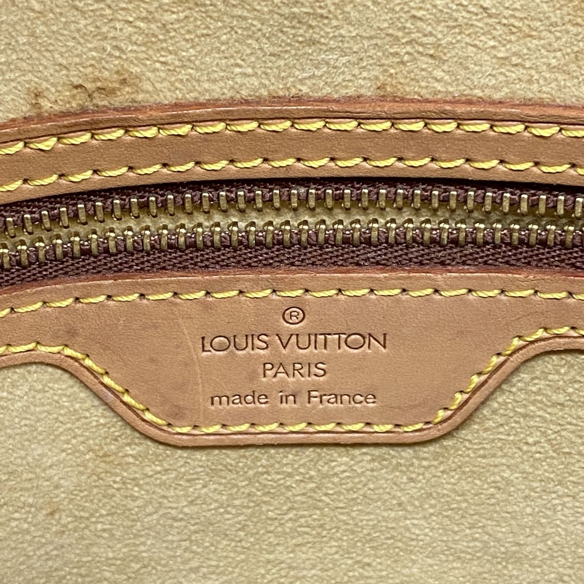 Louis Vuitton Shoulder Bag Monogram Looping GM Brown — view 5
