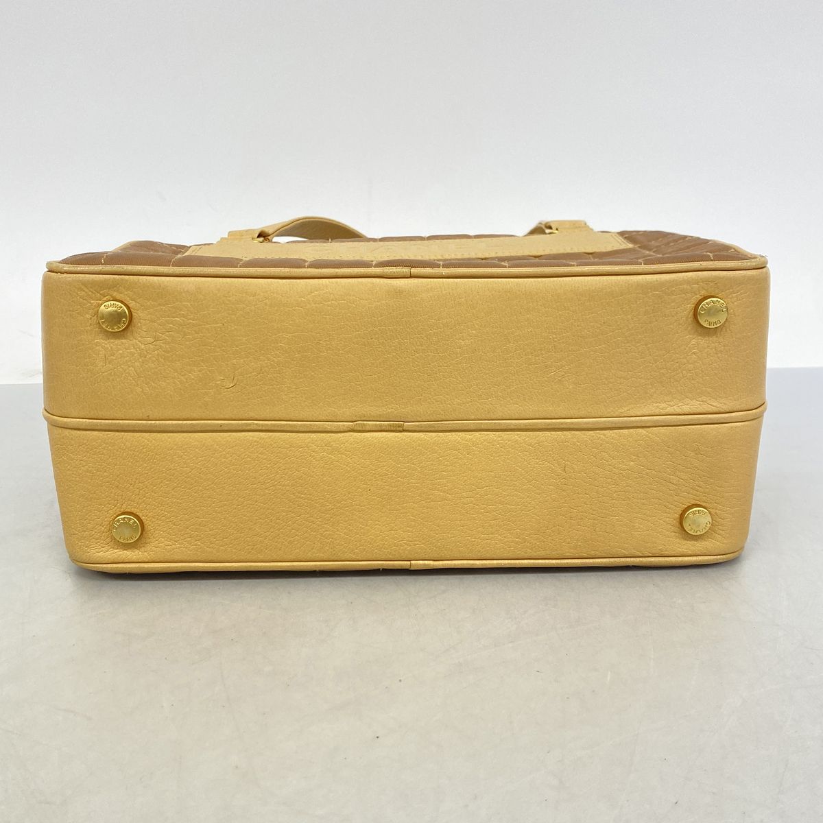 Chanel Handbag Choco Bar Canvas Beige Brown Gold — view 3