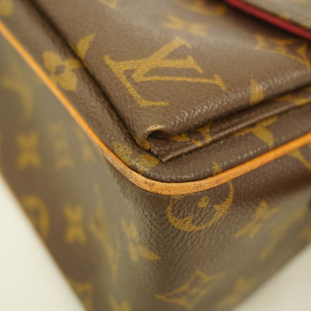 Louis Vuitton Shoulder Bag Monogram Viva-Cite MM Brown — view 7