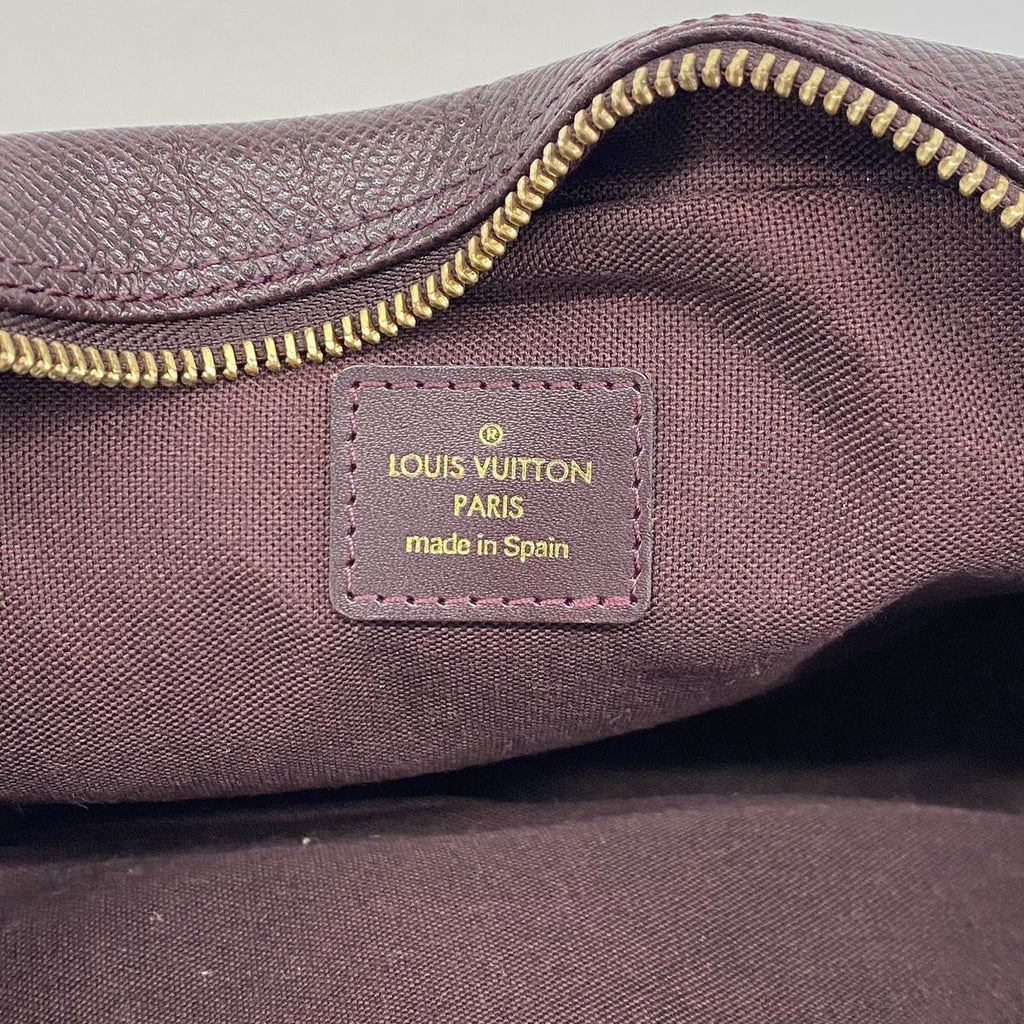 Louis Vuitton Clutch Taiga Calga Acajou — view 5
