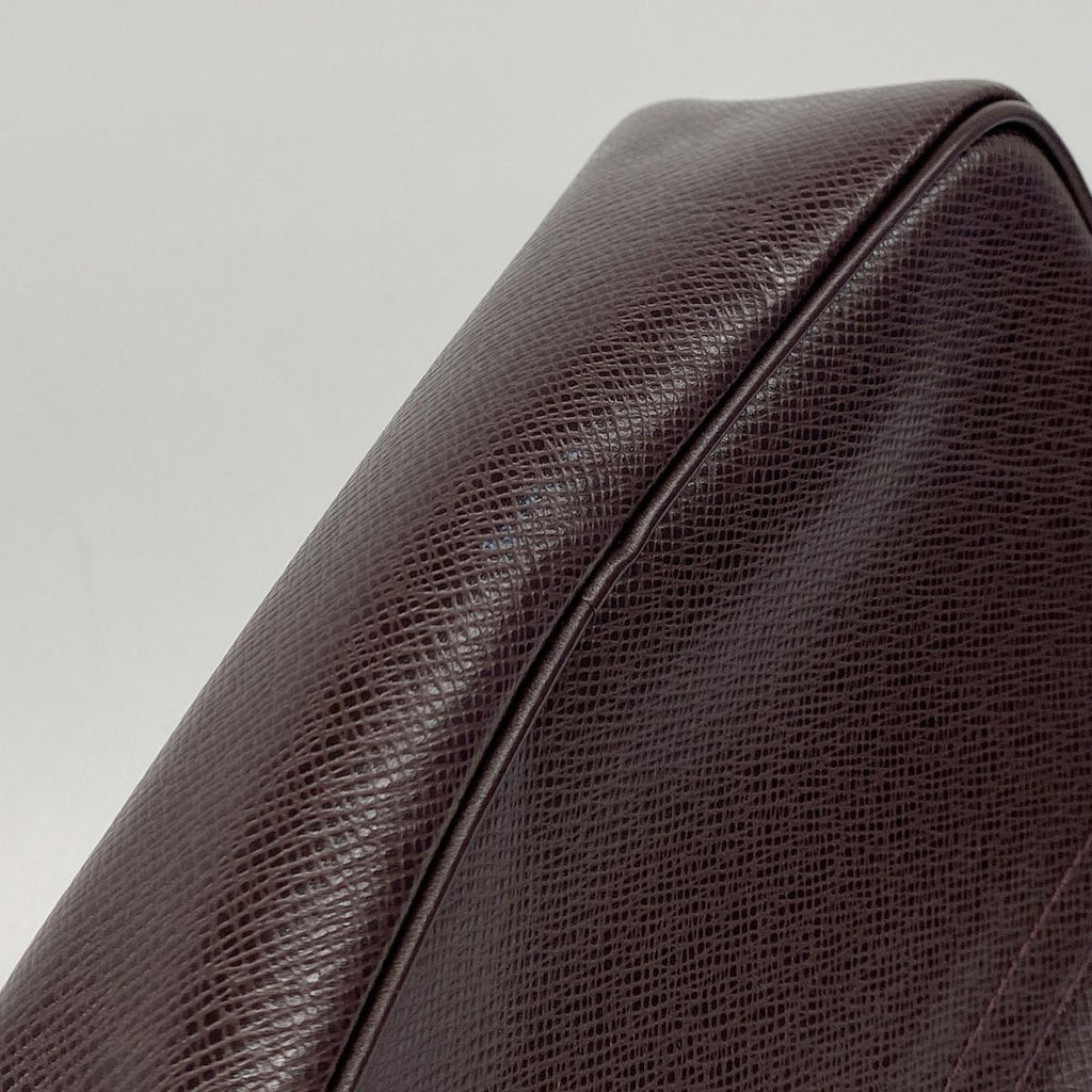 Louis Vuitton Clutch Taiga Calga Acajou — view 7