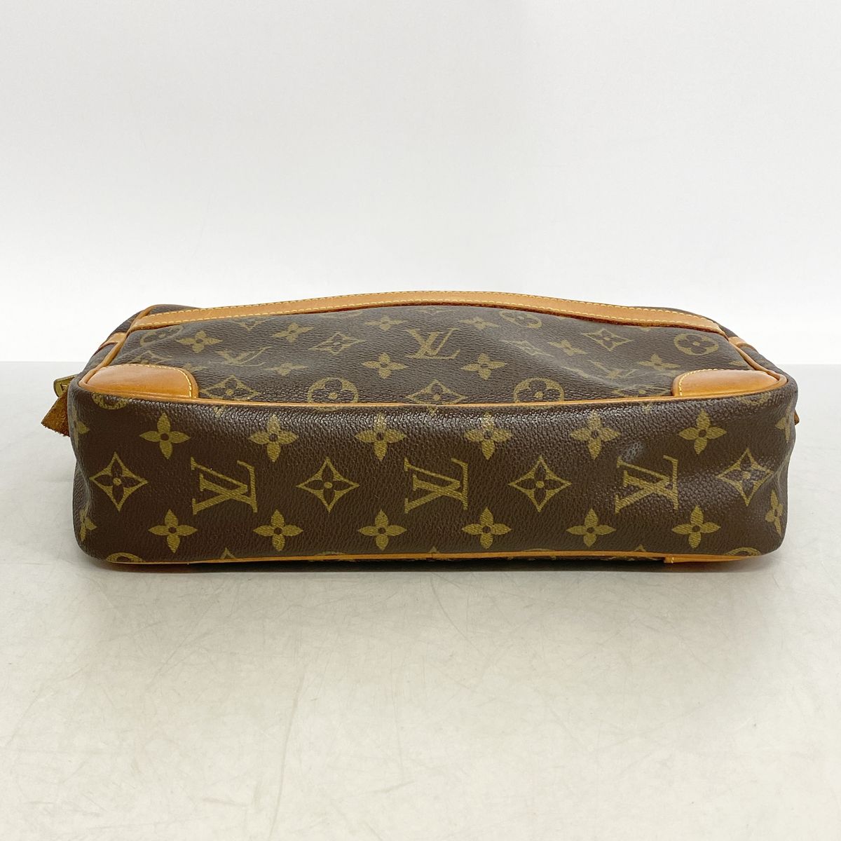 Louis Vuitton Clutch Monogram Compiegne 28 Brown — view 3