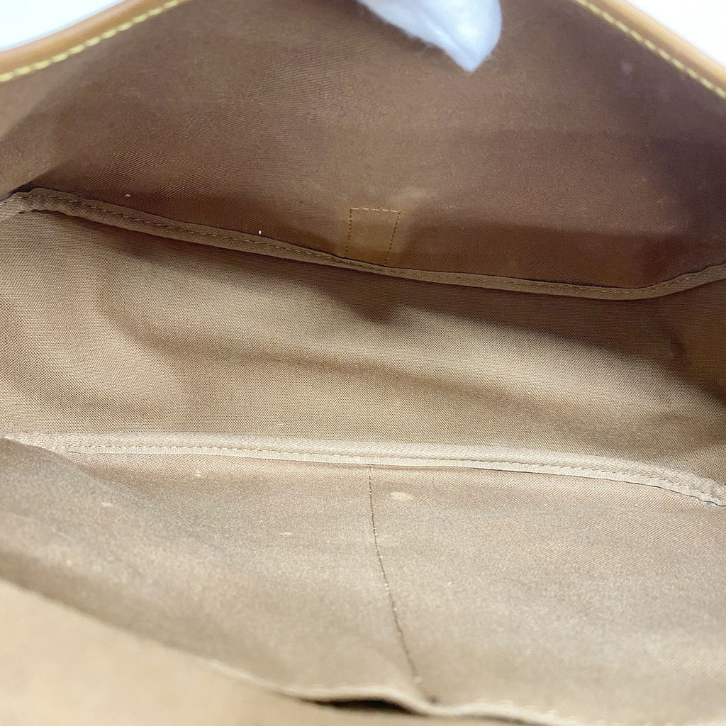 Louis Vuitton Shoulder Bag Monogram Saumur 35 Brown — view 4