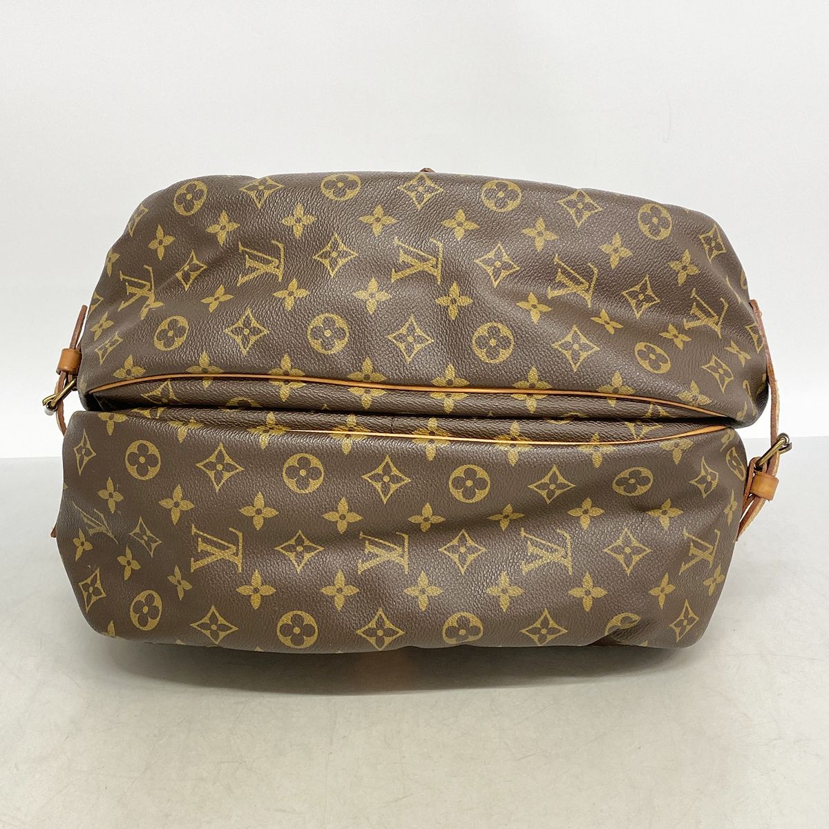 Louis Vuitton Shoulder Bag Monogram Saumur 35 Brown — view 3